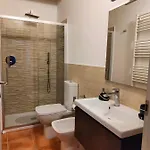 In Vino Veritas לינה וארוחת בוקר Arcevia